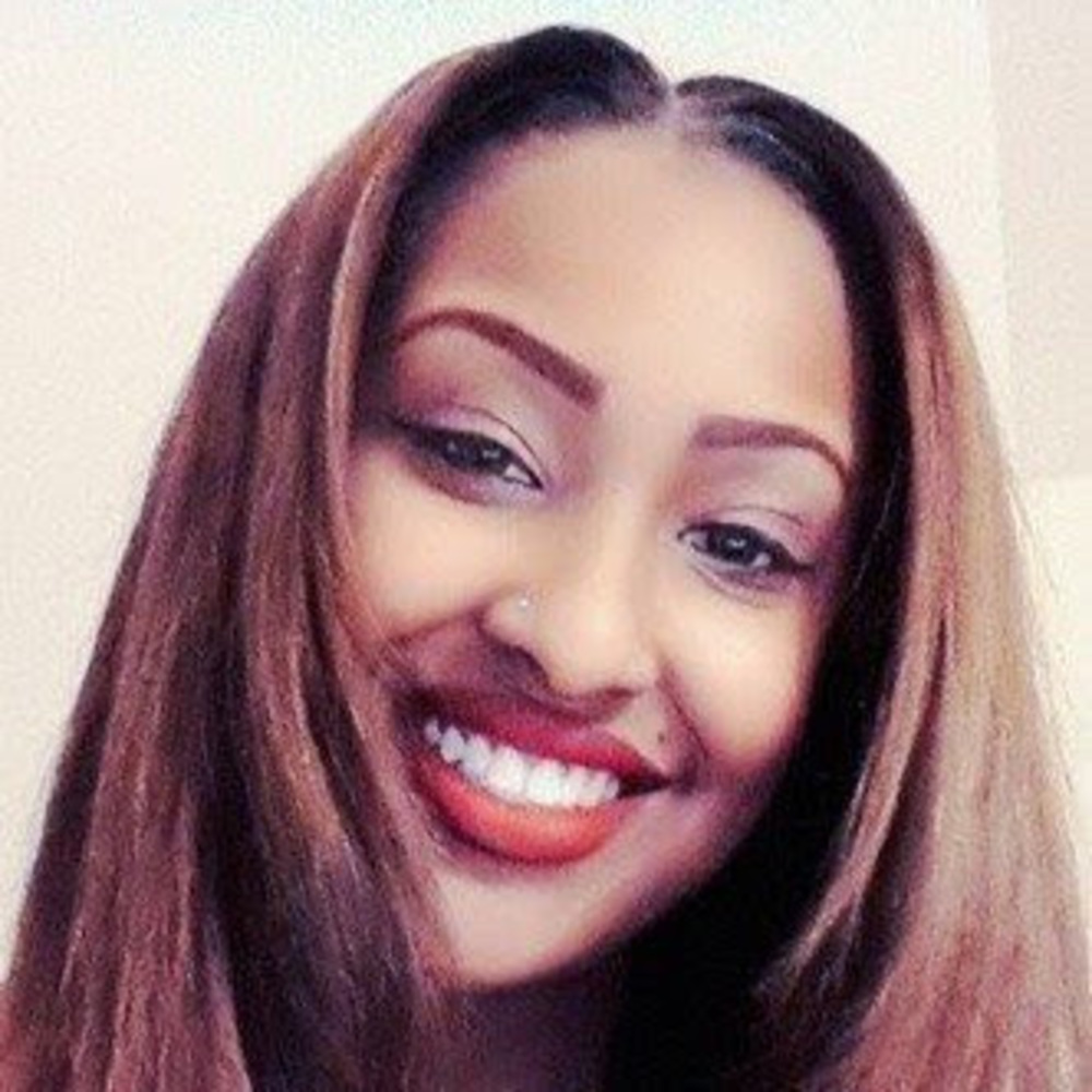 Meet your Posher, Malika